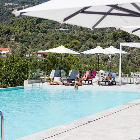 Amira Aparthotel Città di Skiathos Esterno foto