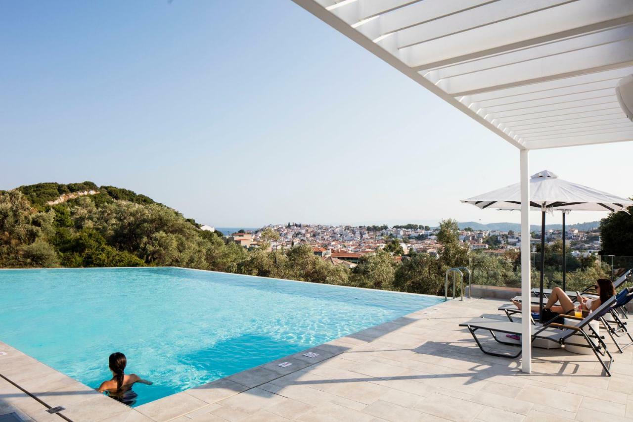 Amira Aparthotel Città di Skiathos Esterno foto